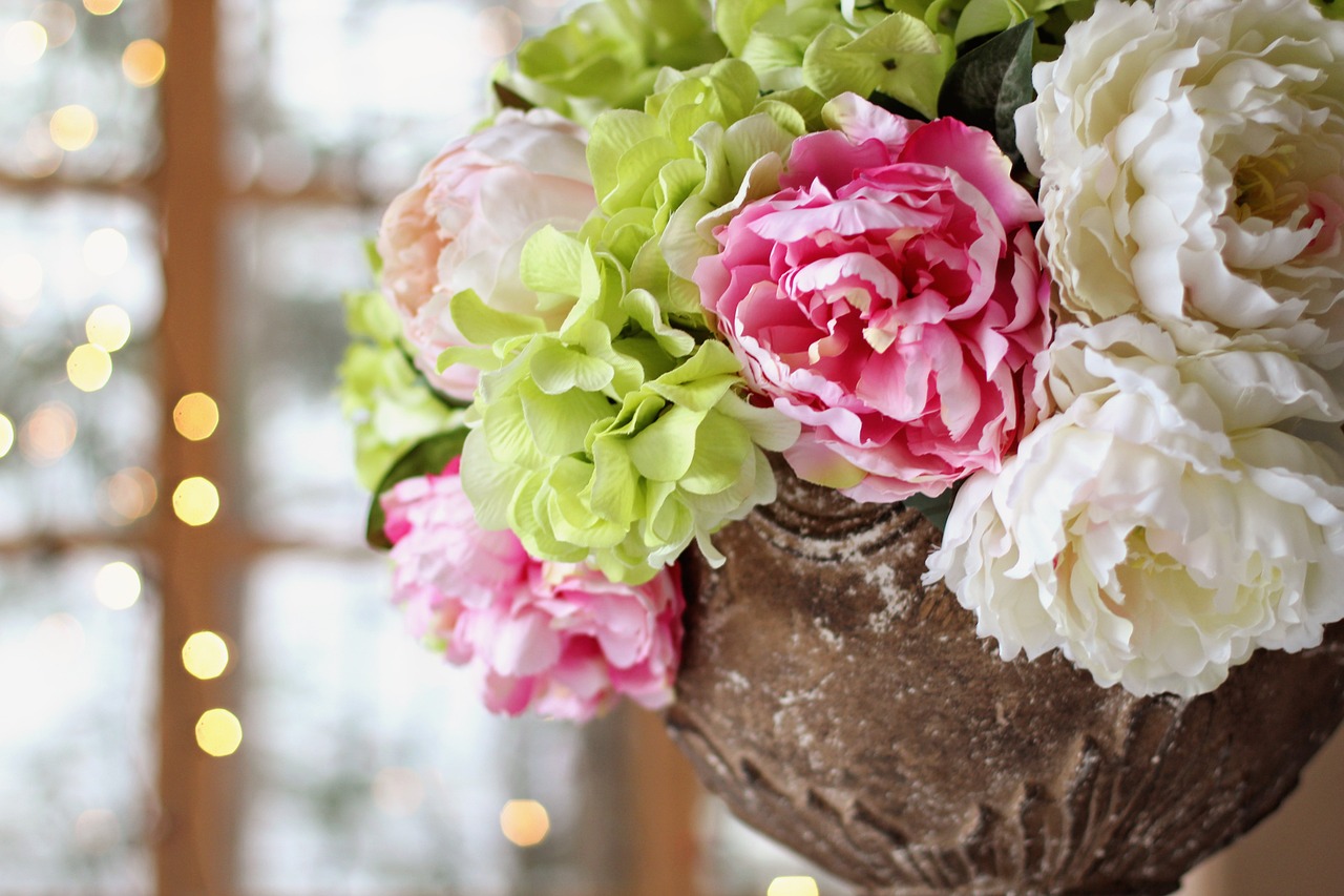 Cómo una florista contribuye a la belleza de una boda